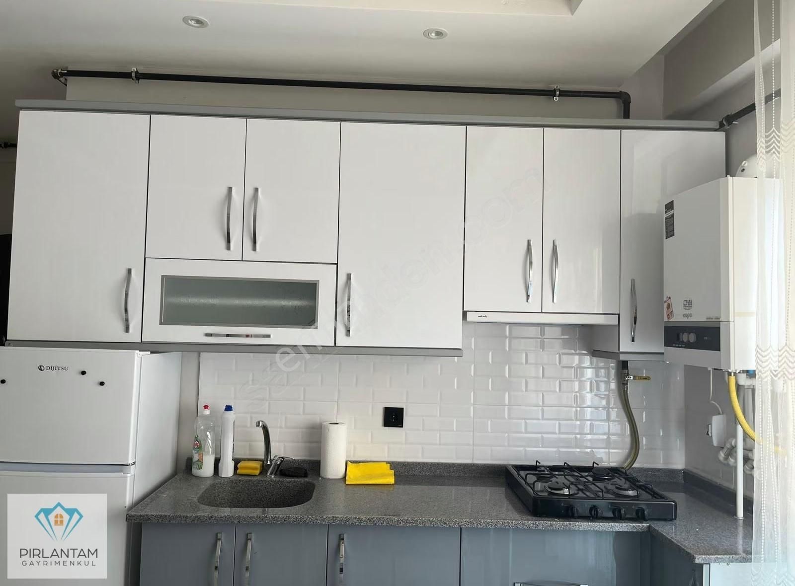 Nef Yanında Fırsat Eşyalı Satılık 1+1 Daire - Görsel 2