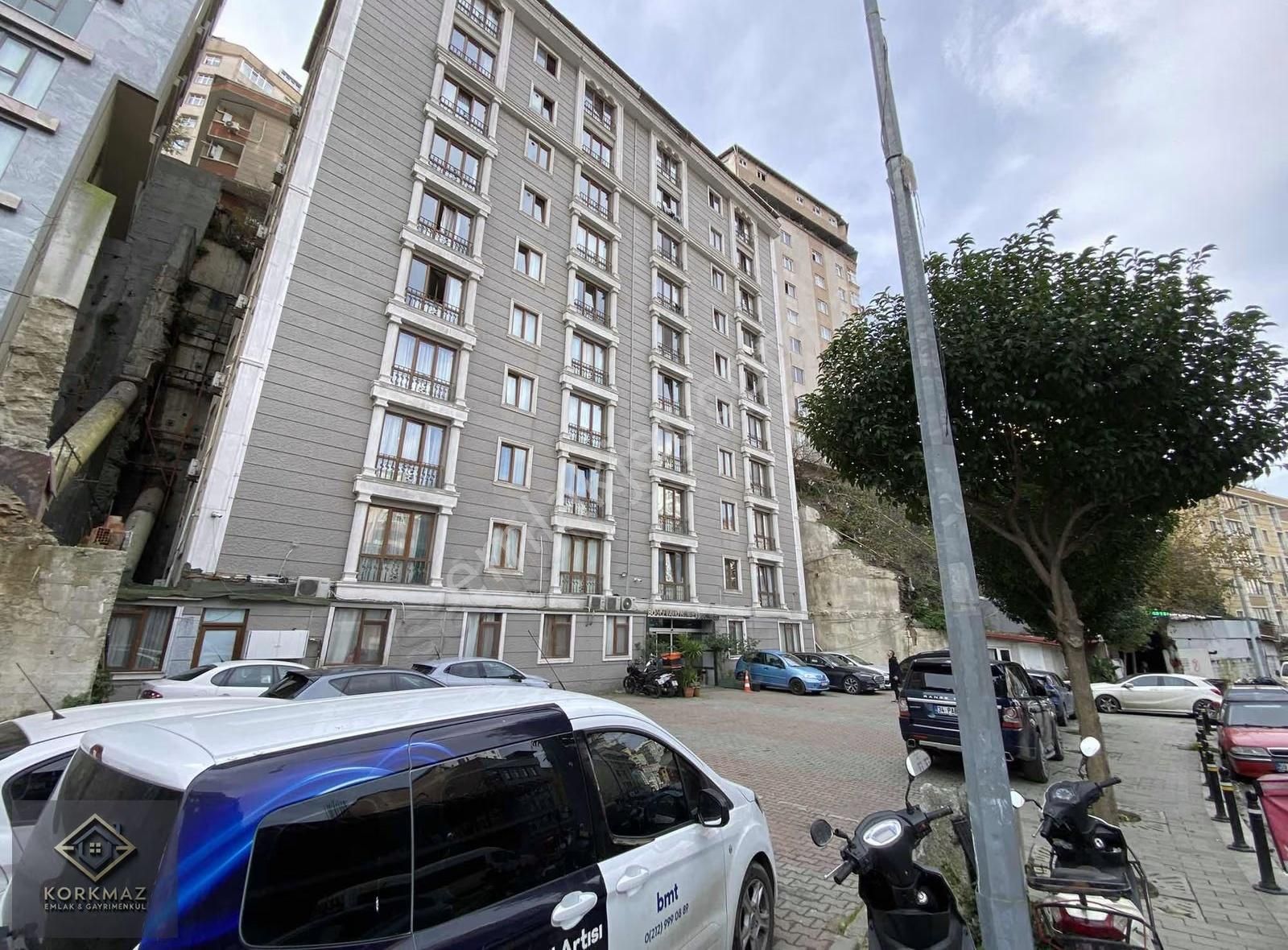 Şişli Mecidiyeköy Mah Otoparklı Site İçinde Güzel Konumda 2+1 - Görsel 24