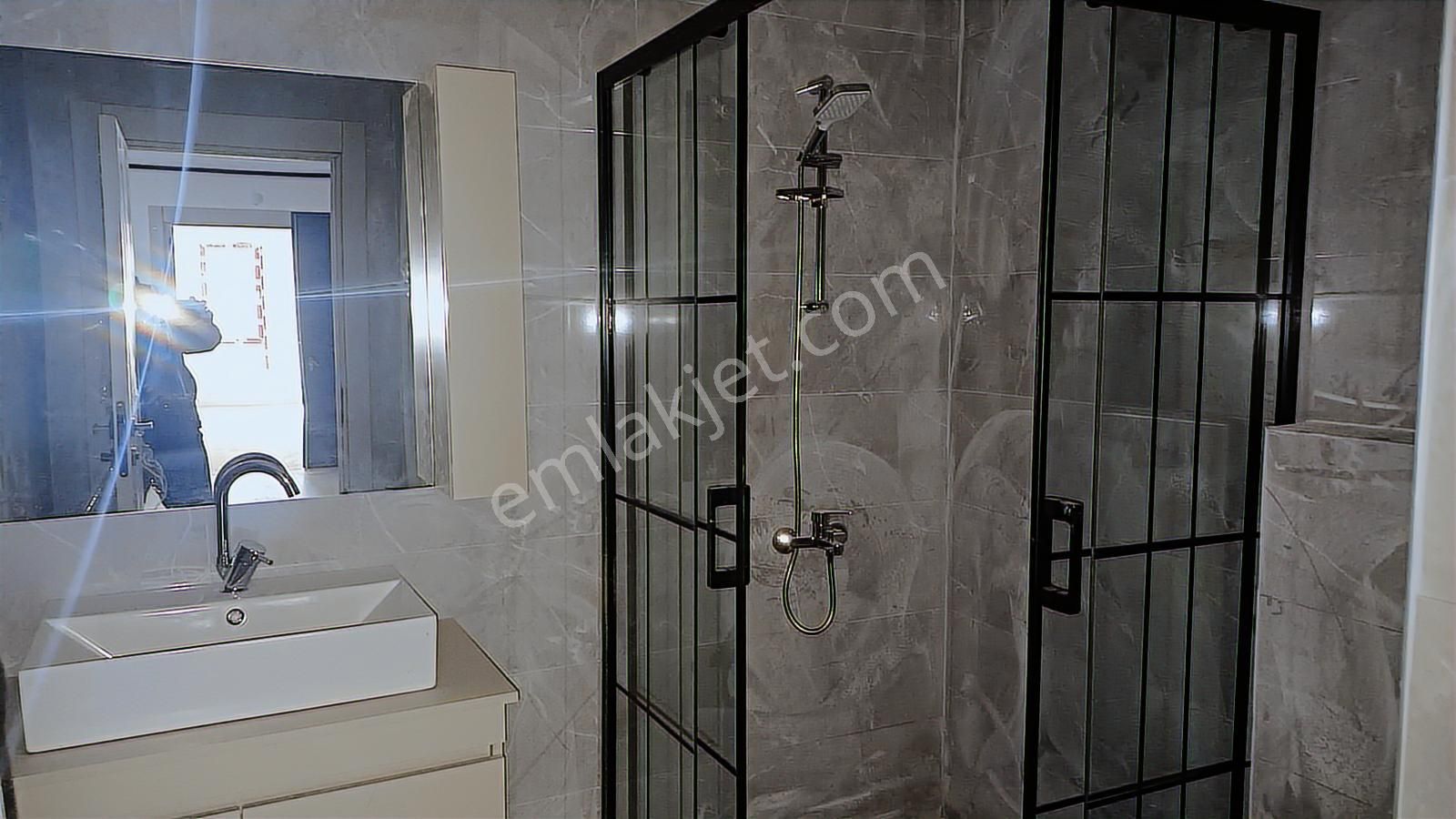 Süvari'de Geniş Ferah, E. Banyolu, Otoparklı Sıfır 3+1 Daire - Görsel 3