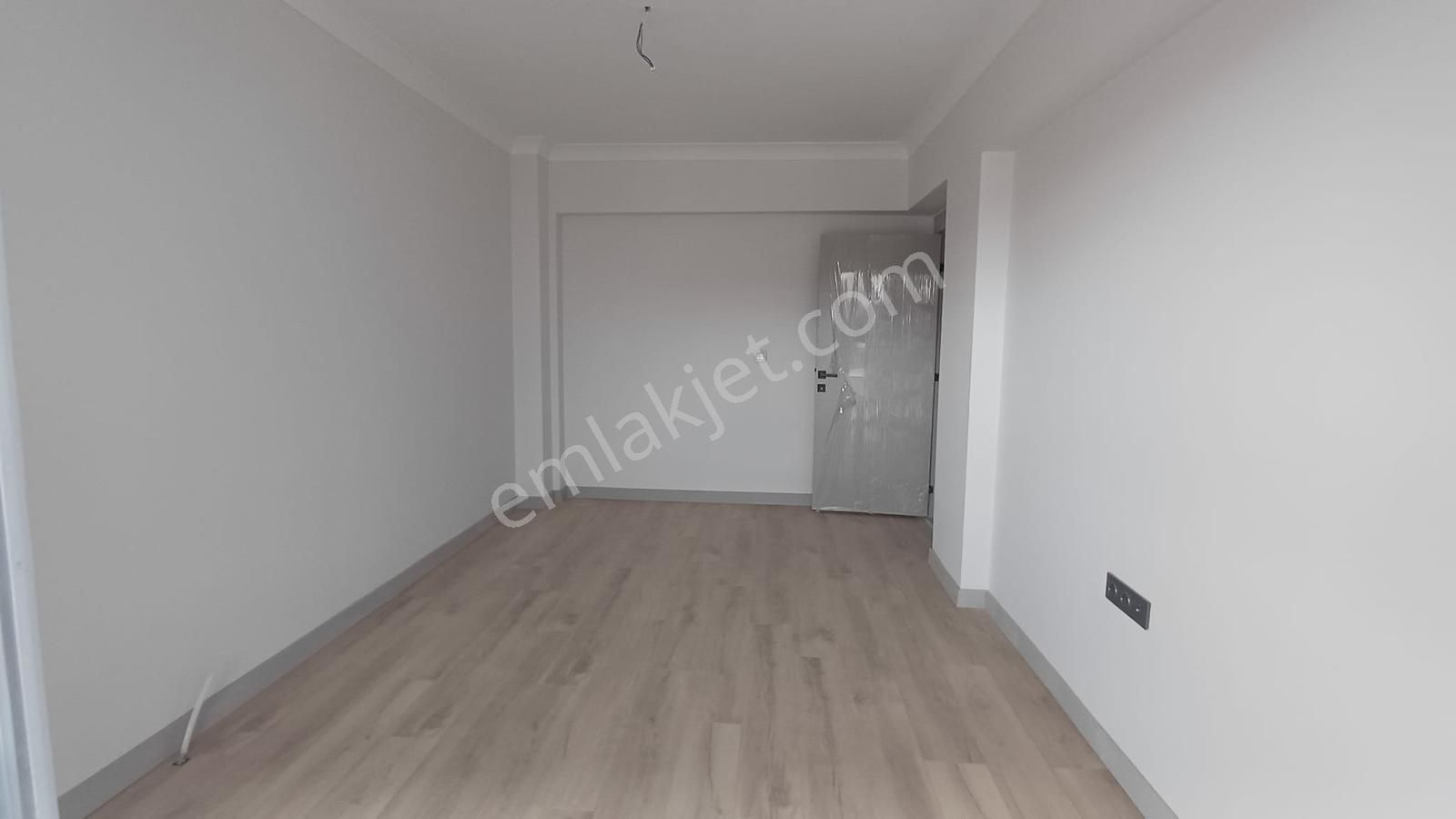 Süvari'de Geniş Ferah, E. Banyolu, Otoparklı Sıfır 3+1 Daire - Görsel 13