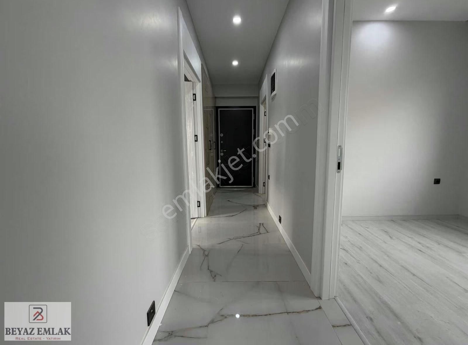 Altıntaş Mh. Havuzlu Sitede Katta 2+1 Sıfır Daire - Görsel 17