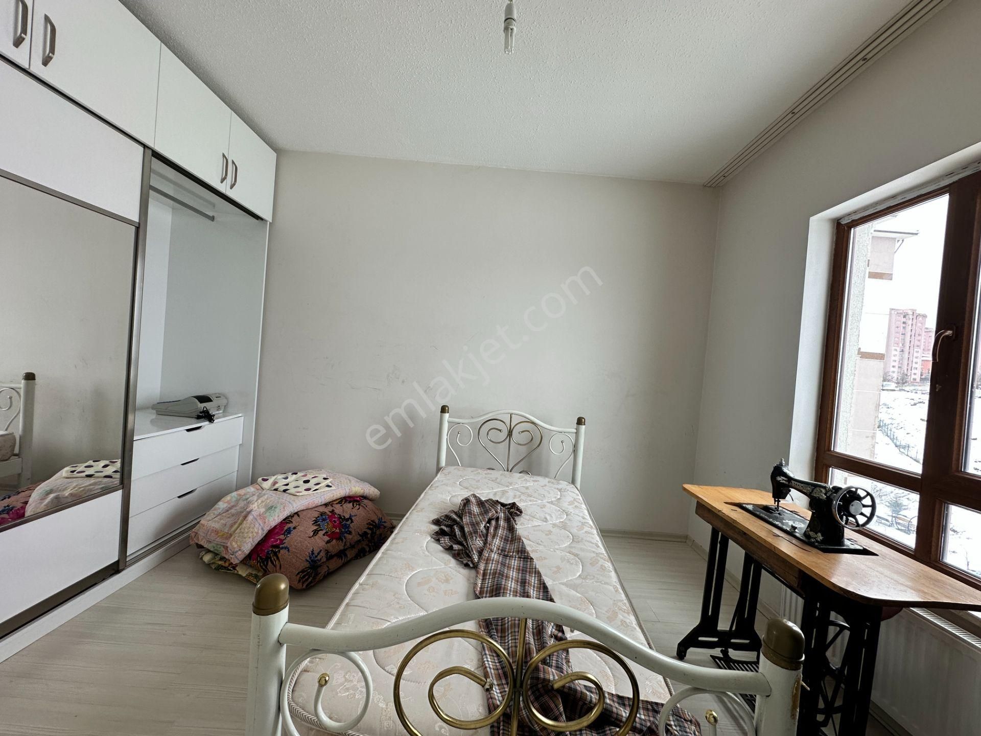 Çiftçioğullarından Karacaören Tokide Asansörlü 2+1 Daire - Görsel 15