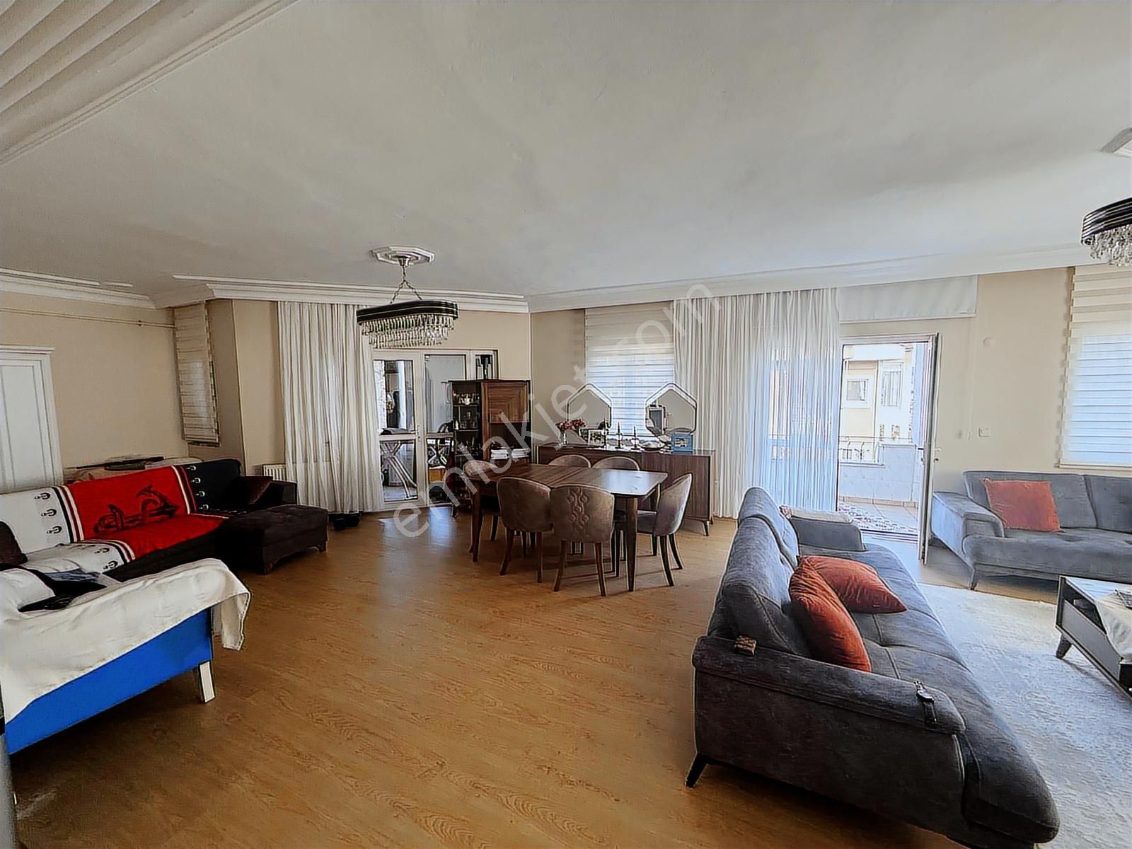 Bahçeşehir Boğazköy Villalar Mevkisinde 160m2 3+1 Satılık Daire - Görsel 7