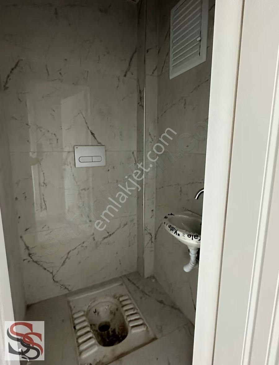 Tekeler'de Site İçi Oturuma Hazır Kapalı Garajlı 3.kat 3+1 Daire - Görsel 13