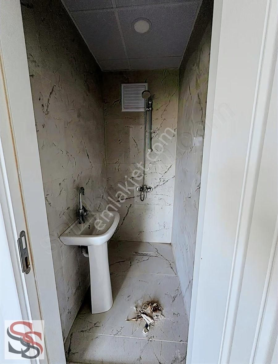 Tekeler'de Site İçi Oturuma Hazır Kapalı Garajlı 3.kat 3+1 Daire - Görsel 23