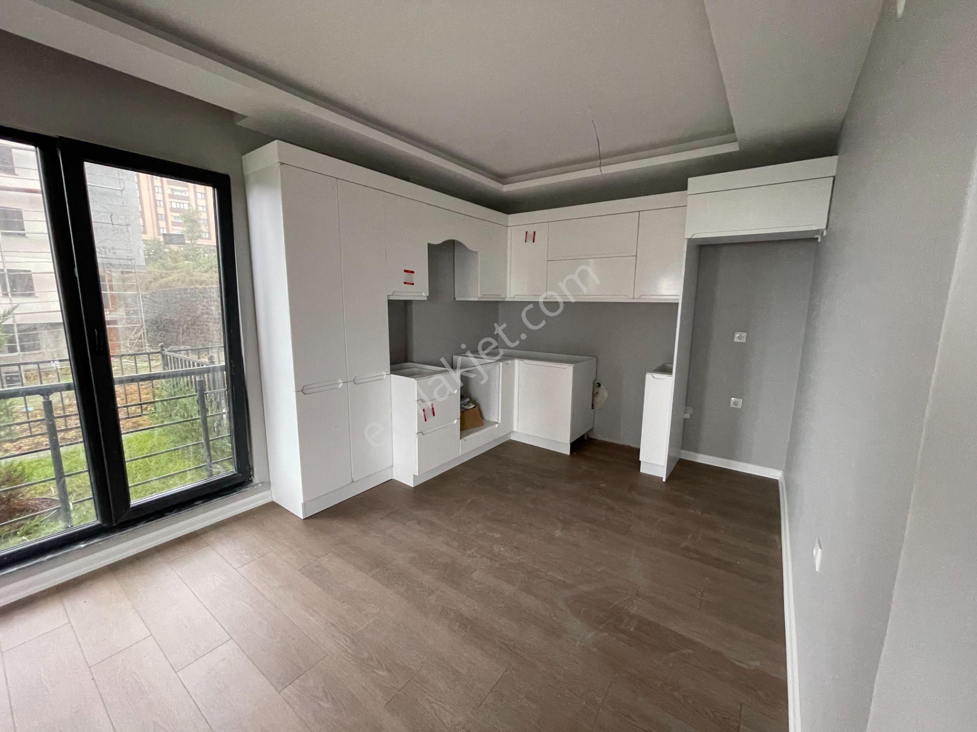 Beşirli Merkezi Konumda 60 M² Bahçe Alanına Sahip Satılık Daire - Görsel 4