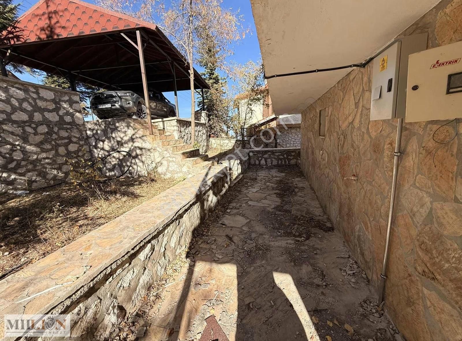 Acil Satılık Saklıkent Kayak Pistine Yürüme Mesafede - Görsel 15