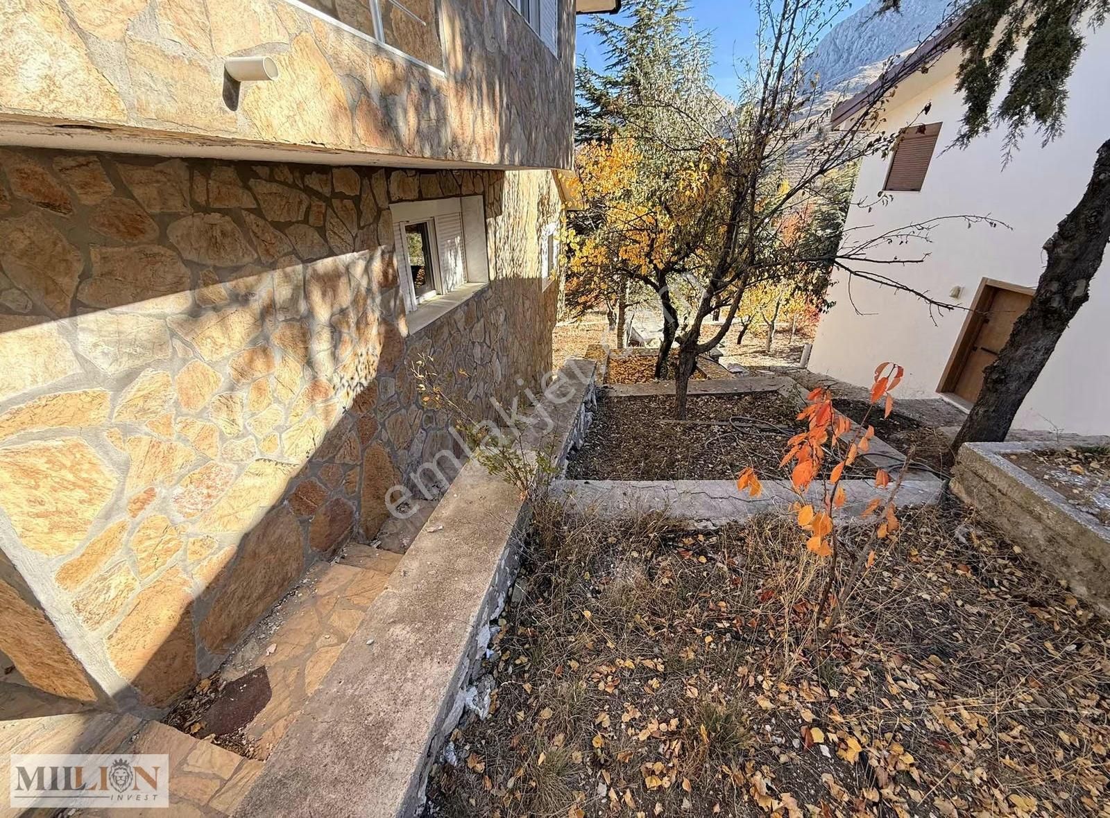 Acil Satılık Saklıkent Kayak Pistine Yürüme Mesafede - Görsel 14