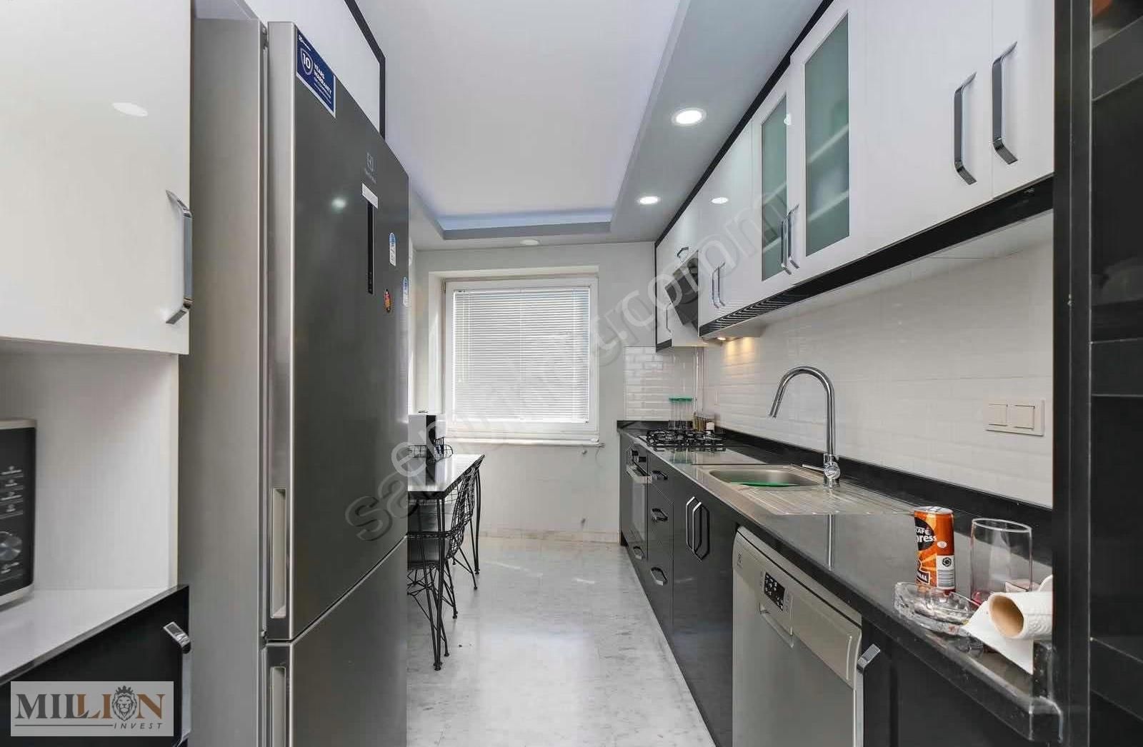 Muratpaşa 100.yıl Cadde Üzerinde 3+1 Geniş Daire - Görsel 12