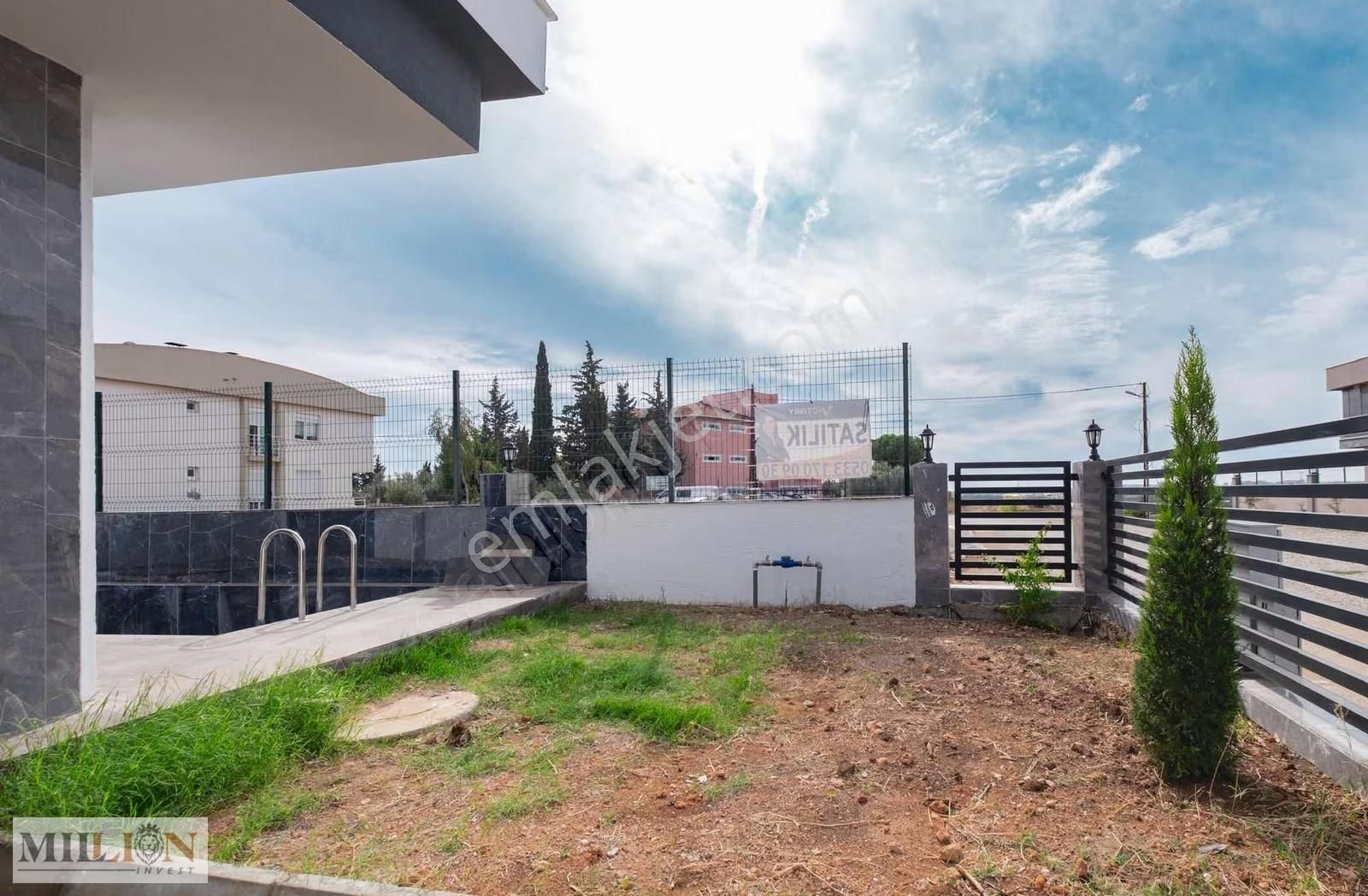 Aksu Karaçalı'da Müstakil 3+1 Havuzlu Villa - Görsel 4