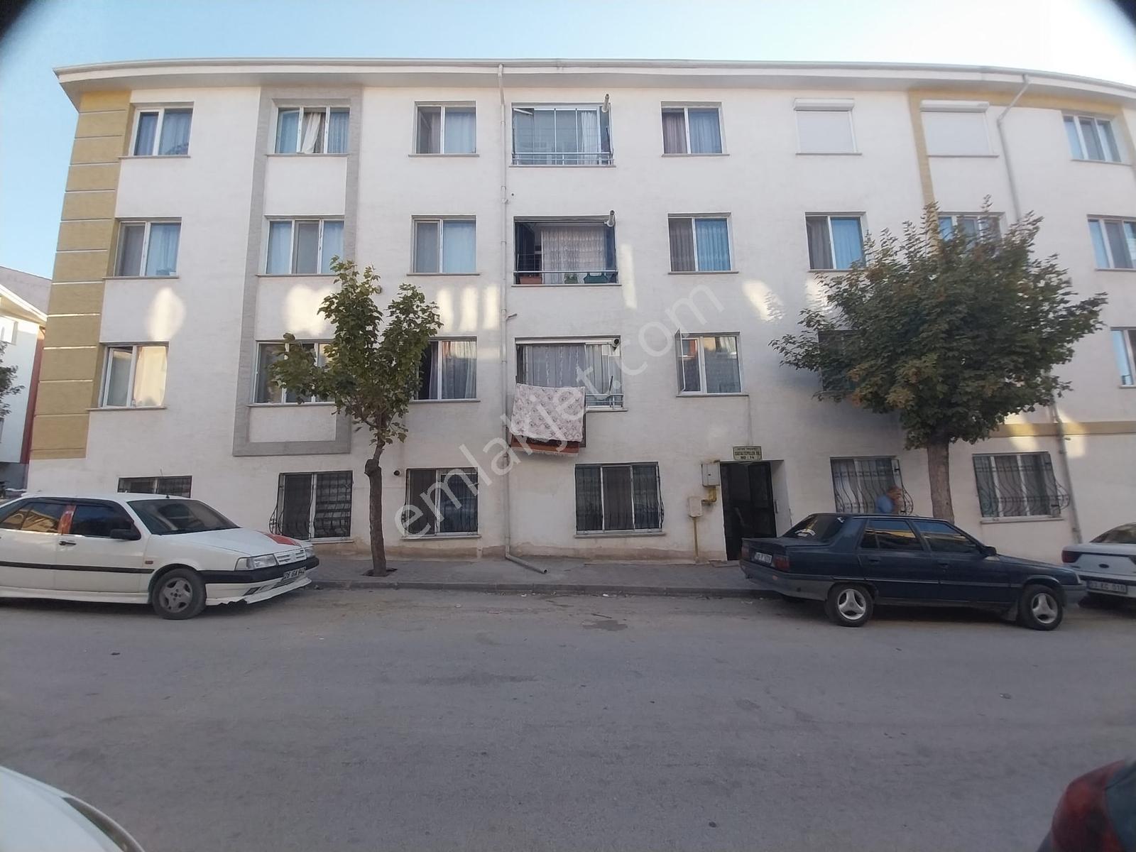 Emek Kombili Balkonlu Satılık 3+1 Daire - Görsel 23