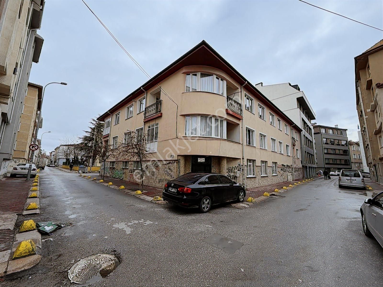 2 Adet Rezidans Projeli 1+1 Getirecek Kiracılı Yatırımlık 3+1