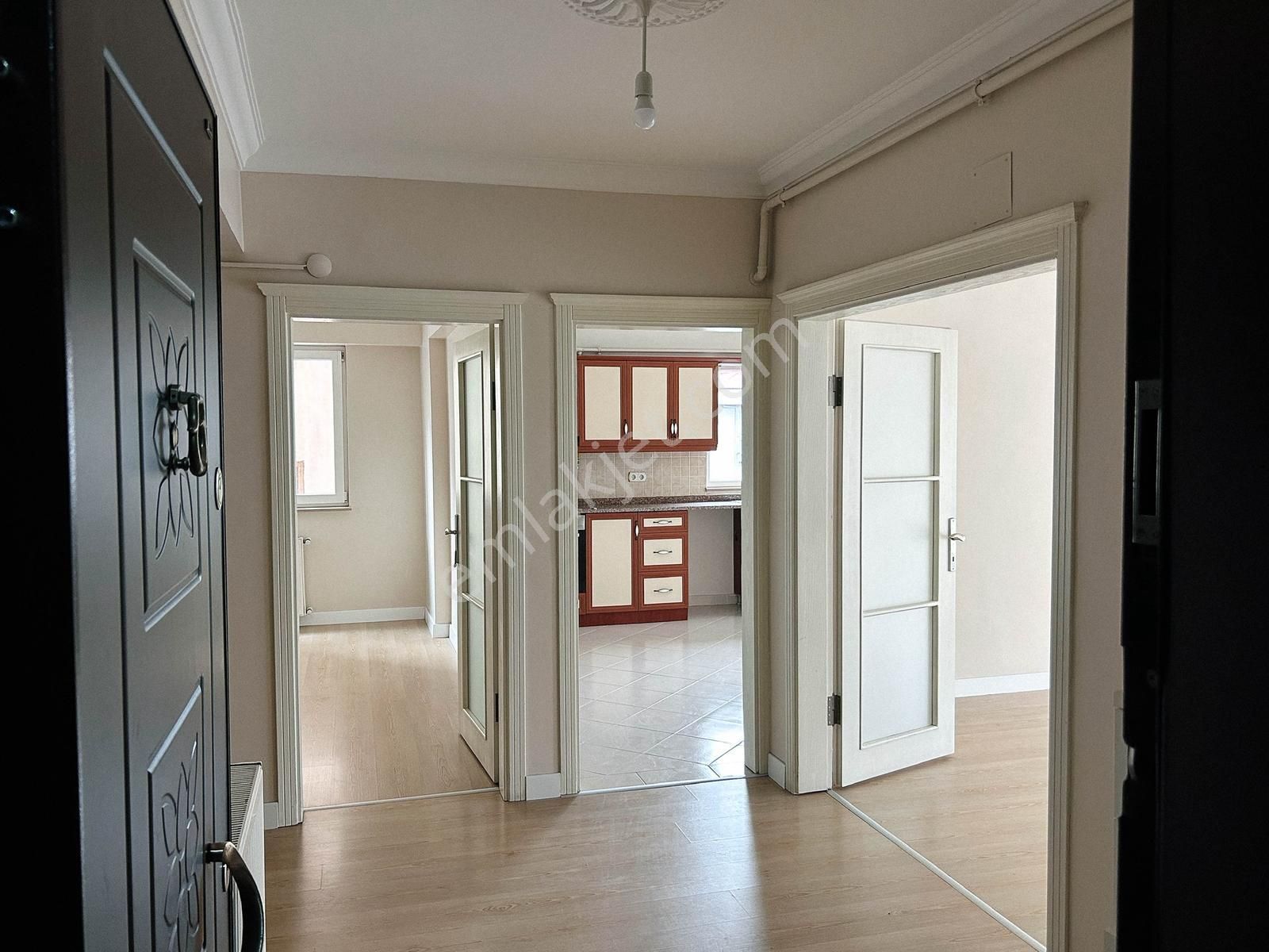 Trabzon Gayrimenkul'den 2 Nolu Beşirli 3+1 Kiralık Daire - Görsel 12