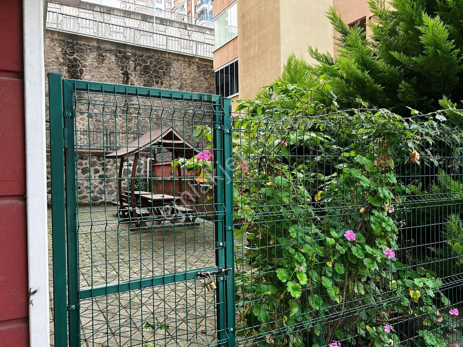 Trabzon Gayrimenkul'den 2 Nolu Beşirli 3+1 Kiralık Daire - Görsel 4