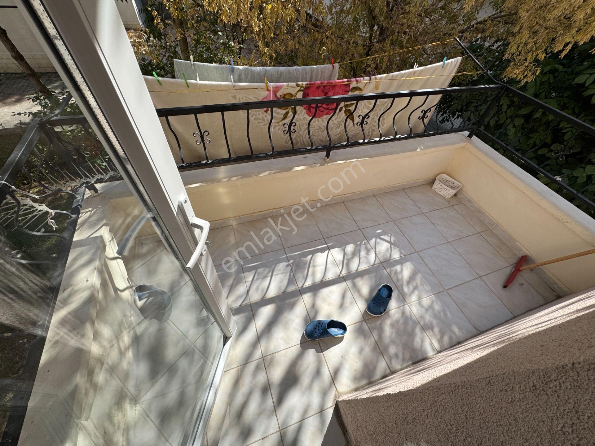 Pursaklar Mehmet Zengin Emlak'tan Merkezde 1.kot 2+1 Yapılı Masrafsız Daire - Görsel 25