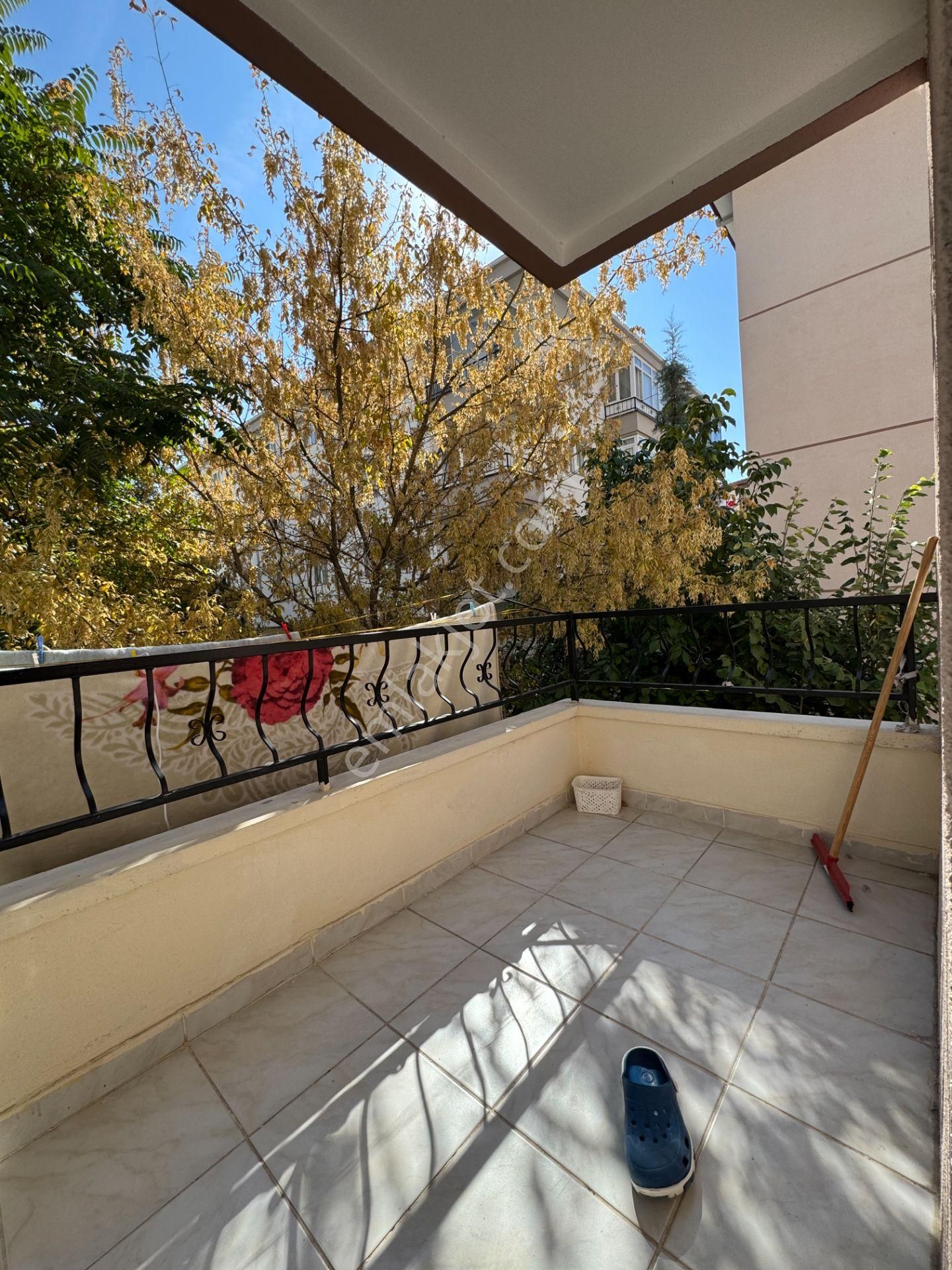 Pursaklar Mehmet Zengin Emlak'tan Merkezde 1.kot 2+1 Yapılı Masrafsız Daire - Görsel 24