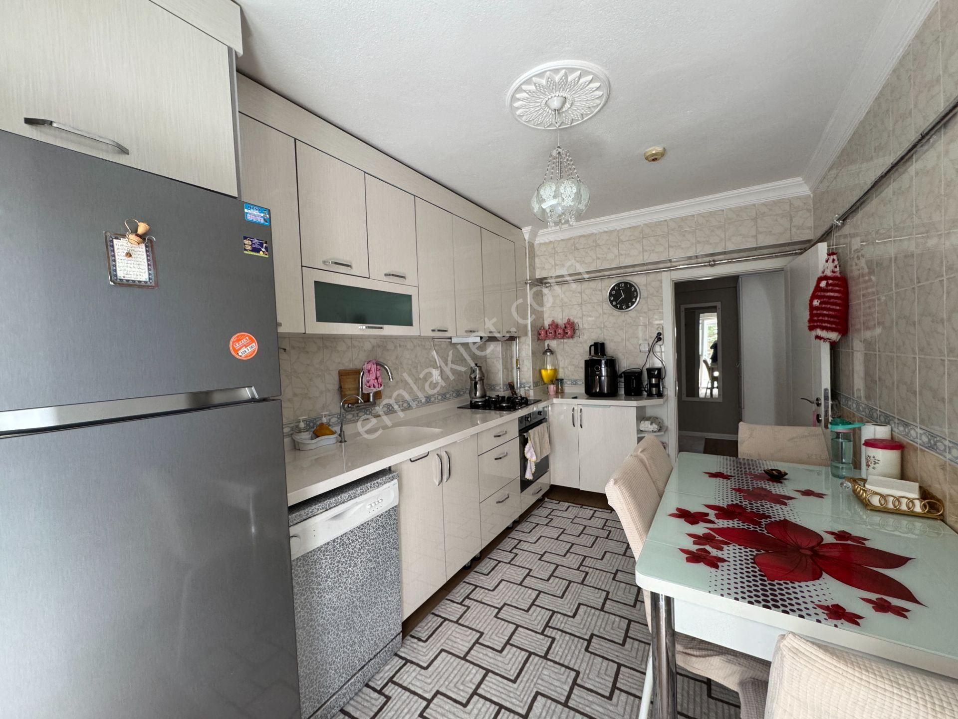 Pursaklar Mehmet Zengin Emlak'tan Merkezde 1.kot 2+1 Yapılı Masrafsız Daire - Görsel 12