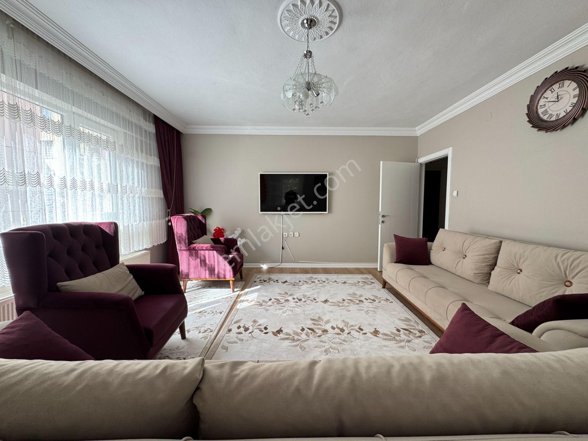 Pursaklar Mehmet Zengin Emlak'tan Merkezde 1.kot 2+1 Yapılı Masrafsız Daire - Görsel 5