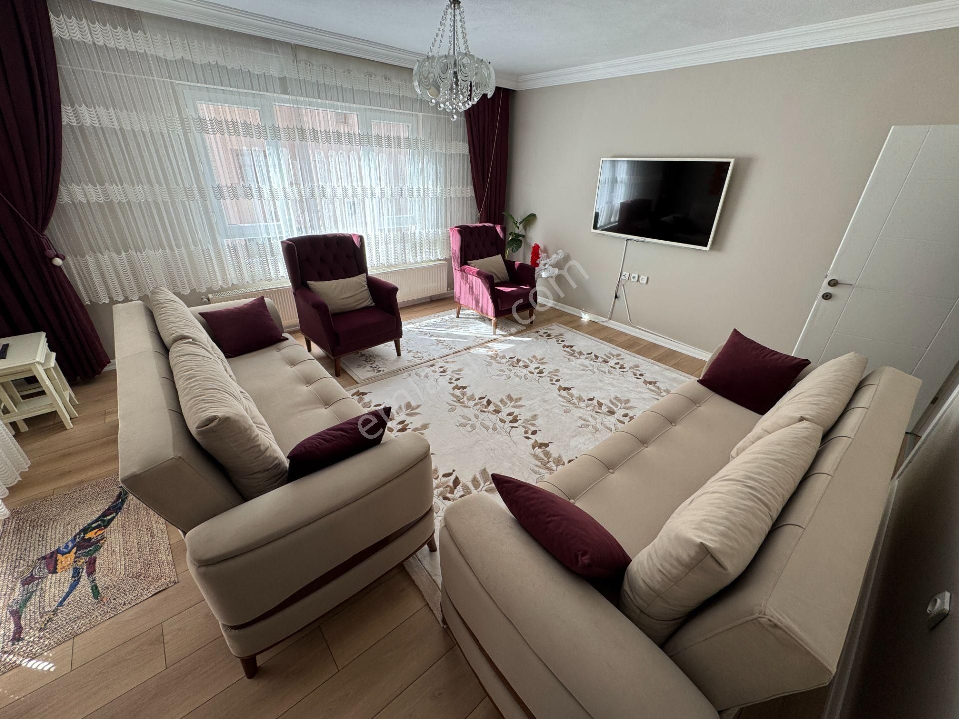 Pursaklar Mehmet Zengin Emlak'tan Merkezde 1.kot 2+1 Yapılı Masrafsız Daire - Görsel 6