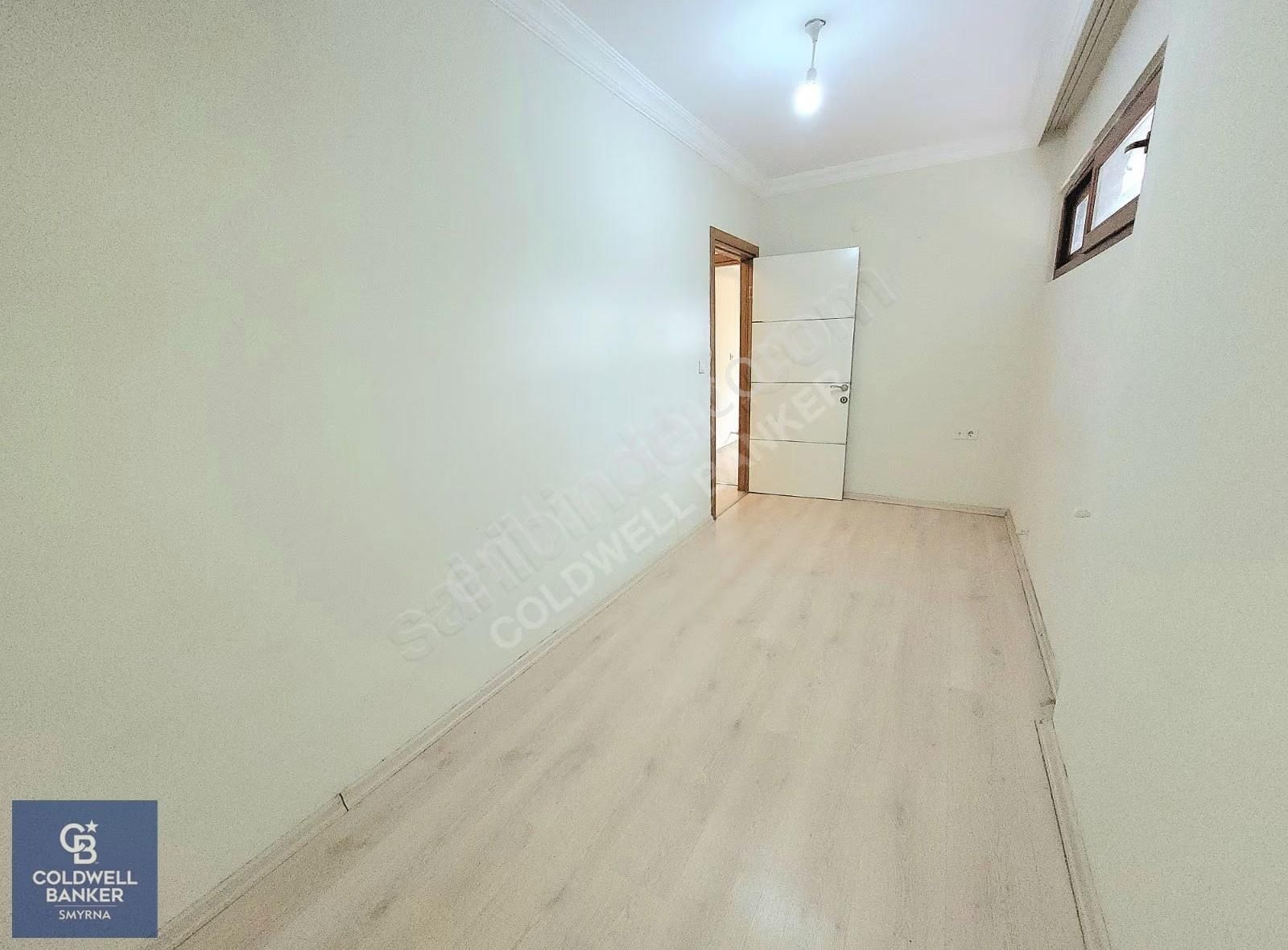 Poligon'da Genç Bina'da Asansörlü Otoparklı Satılık 2+1 Daire - Görsel 28