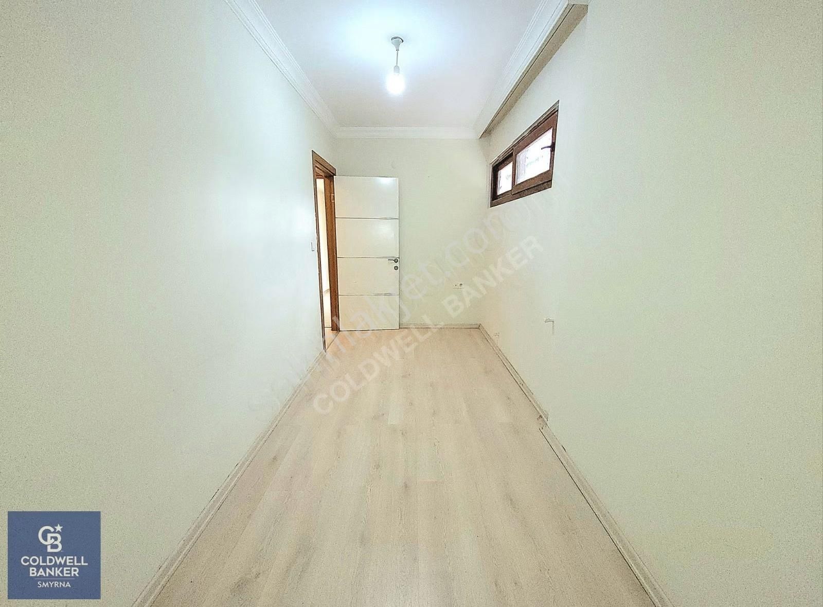 Poligon'da Genç Bina'da Asansörlü Otoparklı Satılık 2+1 Daire - Görsel 35