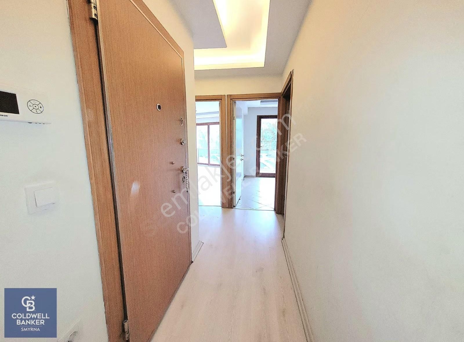 Poligon'da Genç Bina'da Asansörlü Otoparklı Satılık 2+1 Daire - Görsel 4