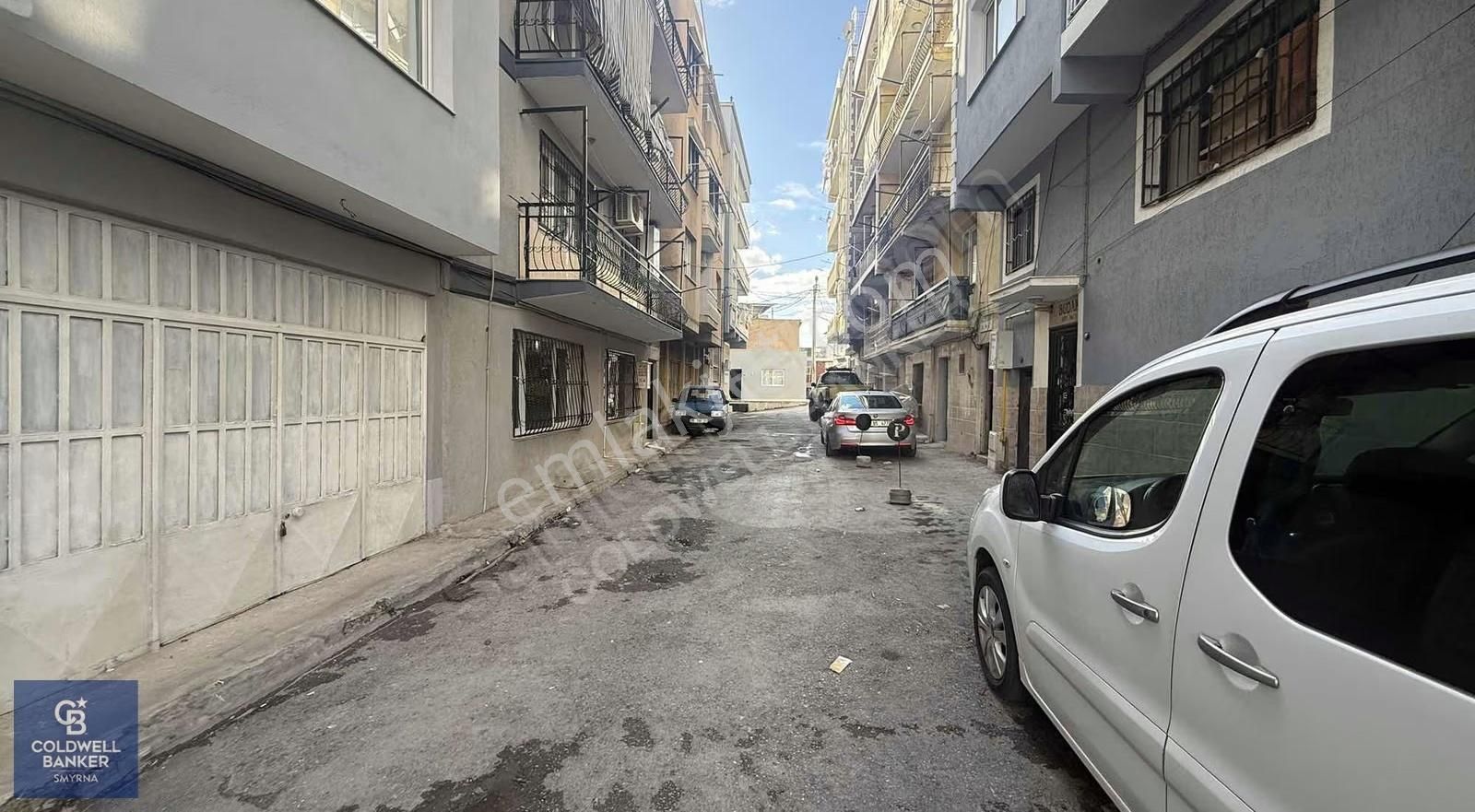 Bozyaka Mahallesinde Full Tadilatlı 3+1 Satılık Daire - Görsel 24