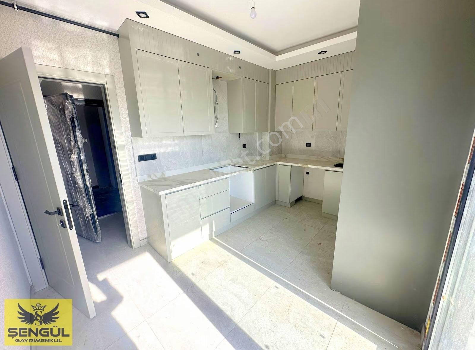 Şengül Gayrimenkul'den Gümüşçay'da Geniş 2+1satılık Fırsat Daire - Görsel 4
