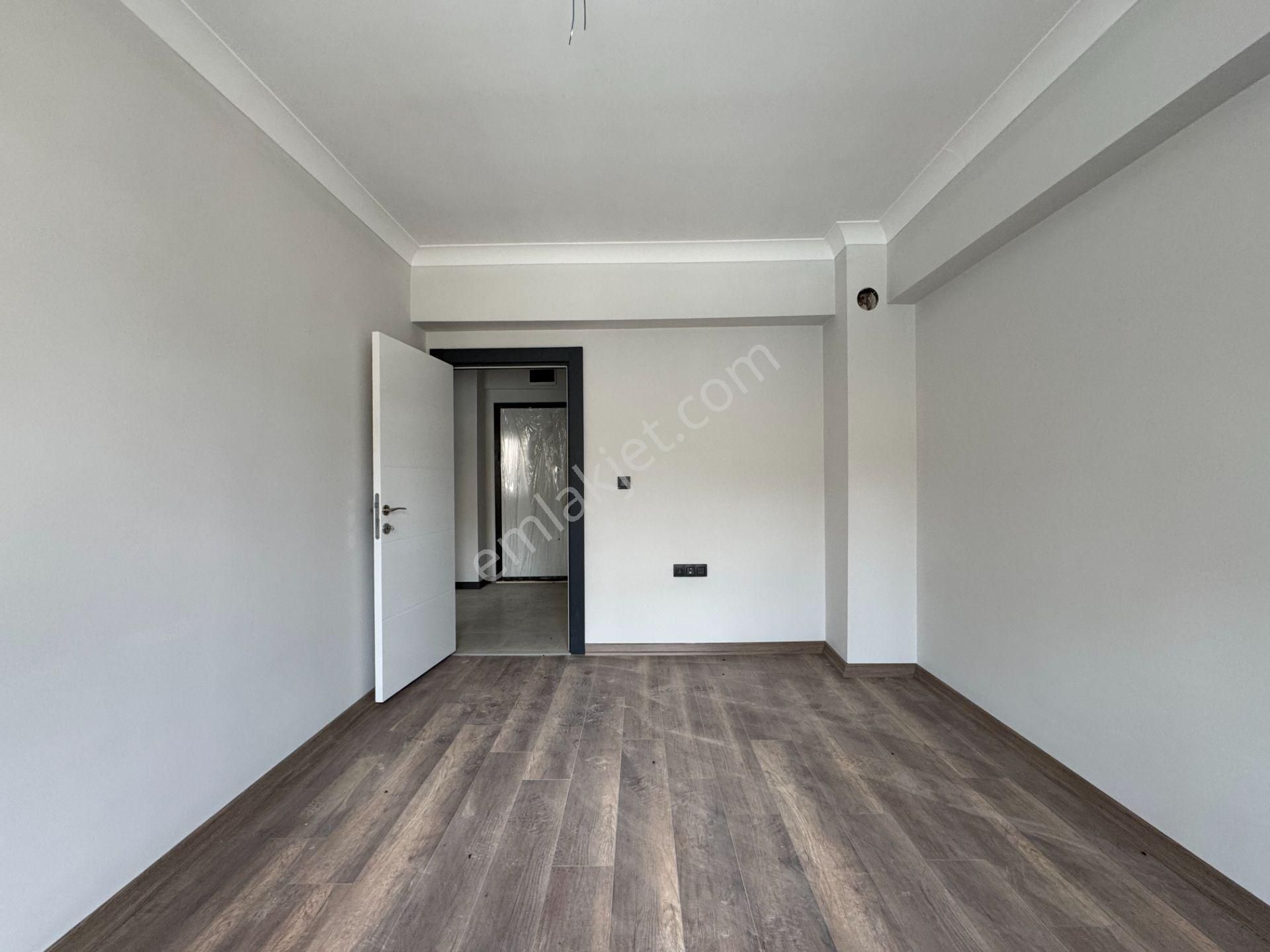 Pursaklar Mehmet Zengin Emlak'tan Yüksek Giriş Sıfır 2+1 Yapılı Masrafsız Daire - Görsel 11