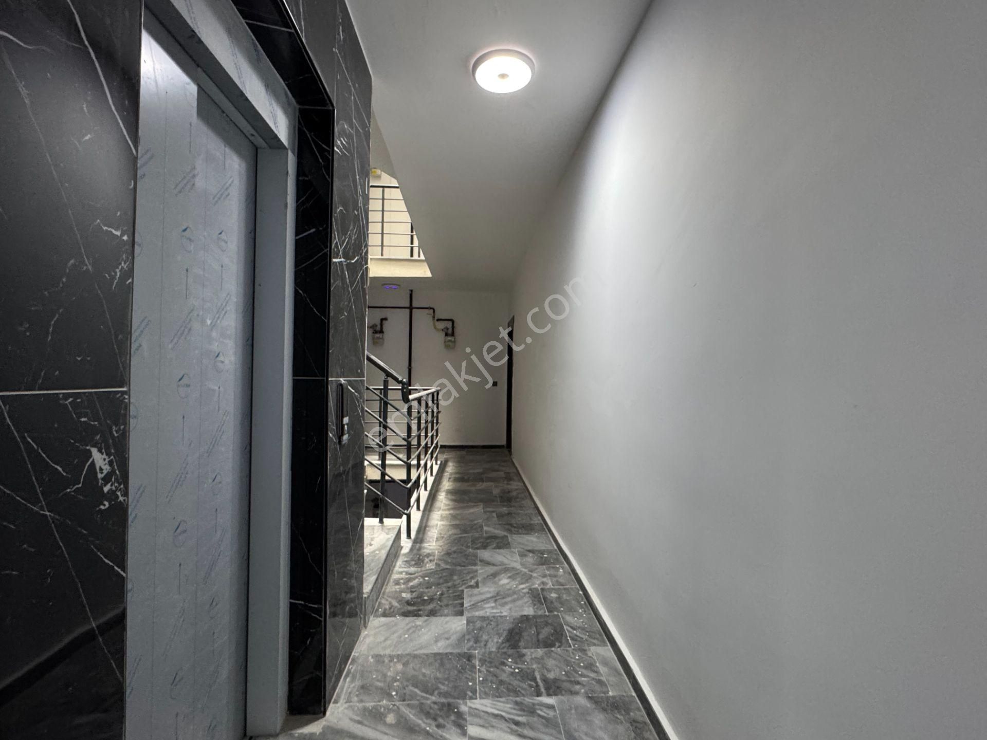 Pursaklar Mehmet Zengin Emlak'tan Yüksek Giriş Sıfır 2+1 Yapılı Masrafsız Daire - Görsel 21