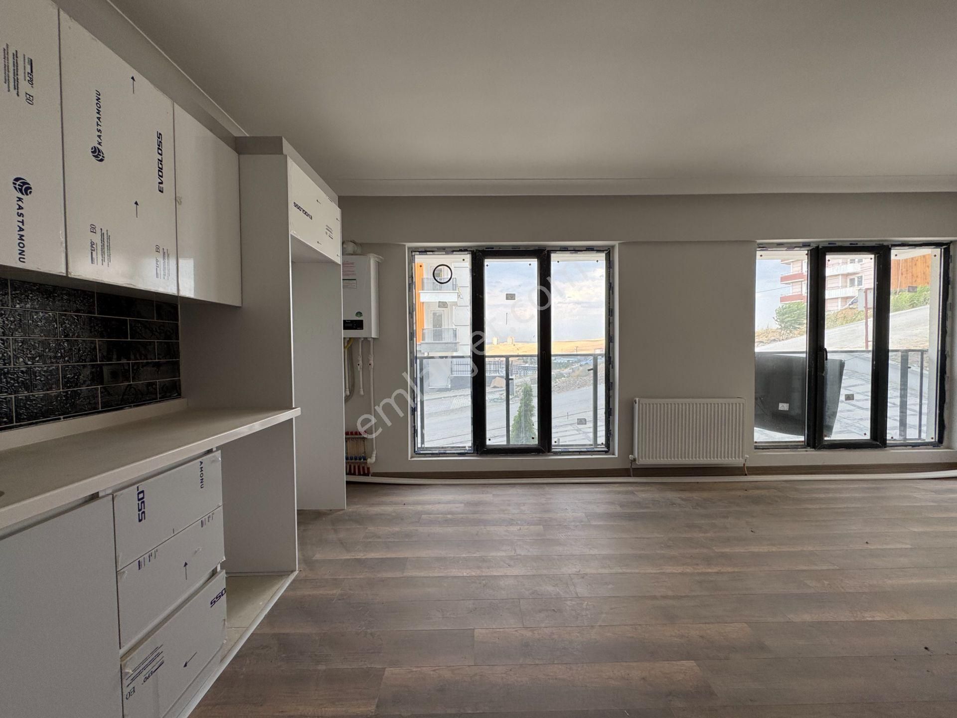 Pursaklar Mehmet Zengin Emlak'tan Yüksek Giriş Sıfır 2+1 Yapılı Masrafsız Daire - Görsel 10