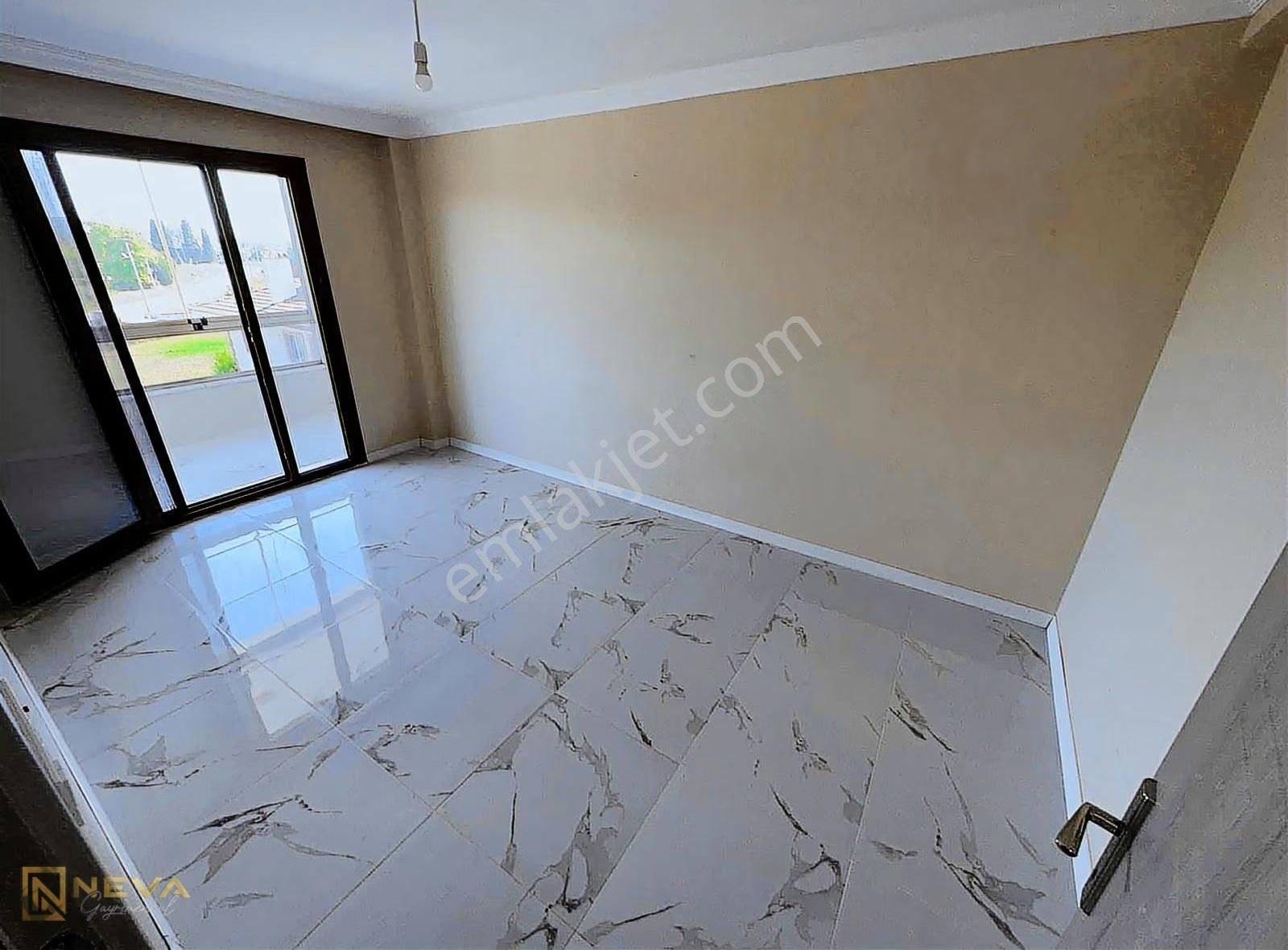 Adapazarı Tuzlı Mah. Satılık 3+1 130 M2 Köşe Cephe Daire. - Görsel 3