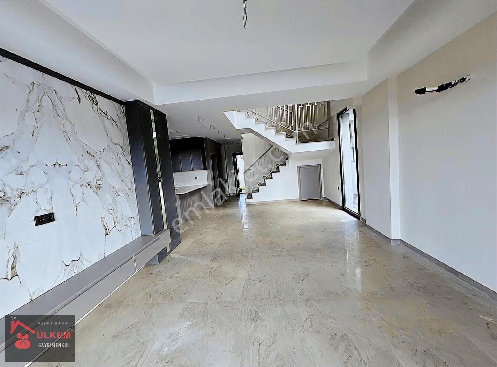 Soğucak'ta 4+1 Özel Havuzlu Deniz Manzaralı Sıfır Villalar - Görsel 18