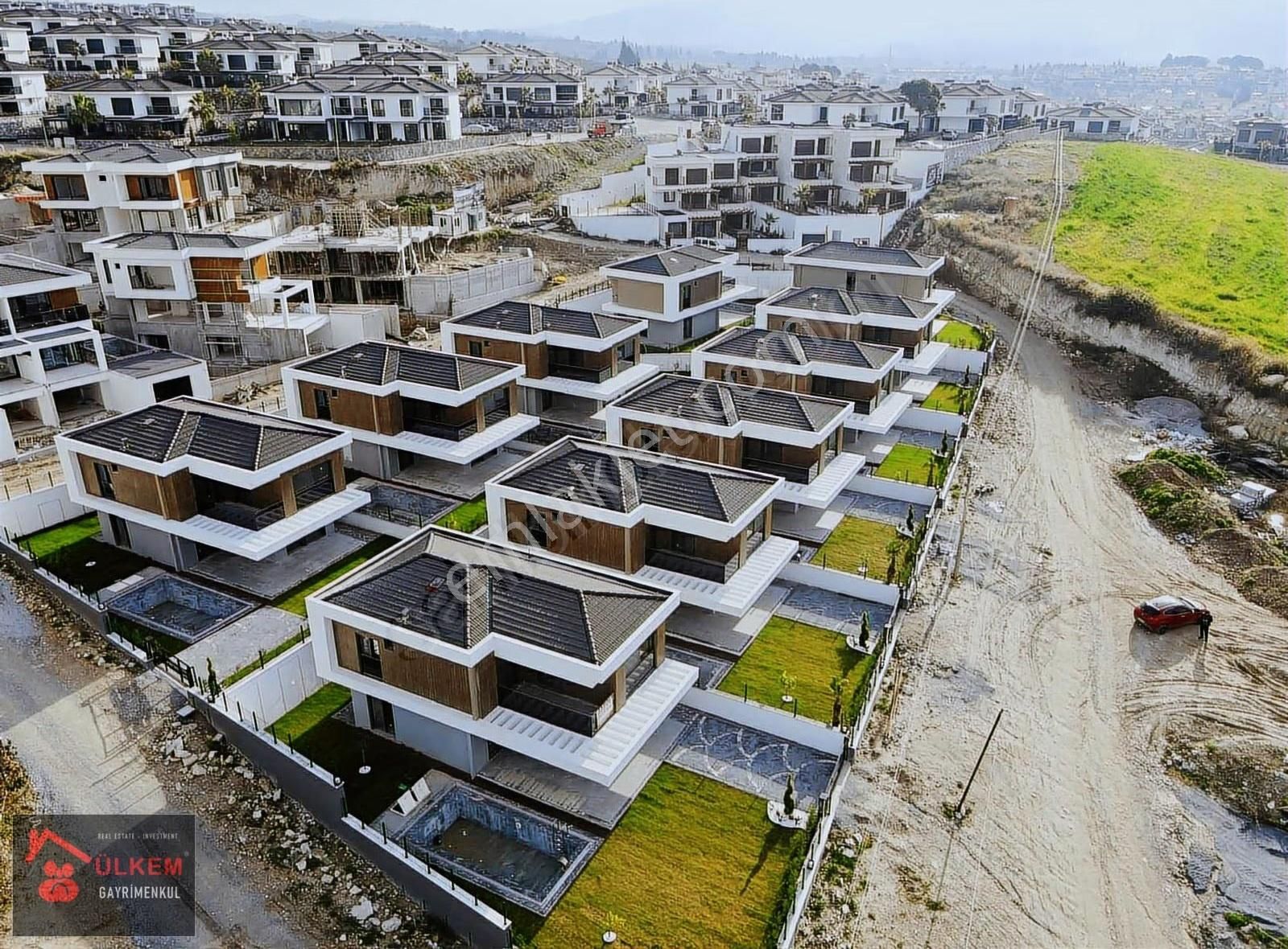 Soğucak'ta 4+1 Özel Havuzlu Deniz Manzaralı Sıfır Villalar - Görsel 22