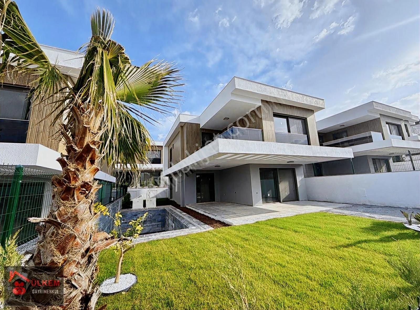 Soğucak'ta 4+1 Özel Havuzlu Deniz Manzaralı Sıfır Villalar - Görsel 10