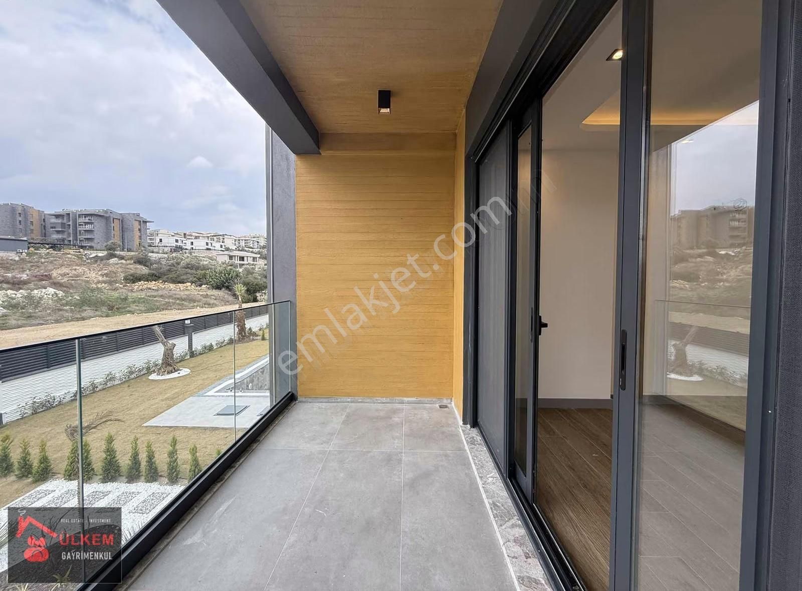 Kuşadası Merkez 6+1 Müstakil Özel Havuzlu 500m2 Bahçeli Villalar - Görsel 19