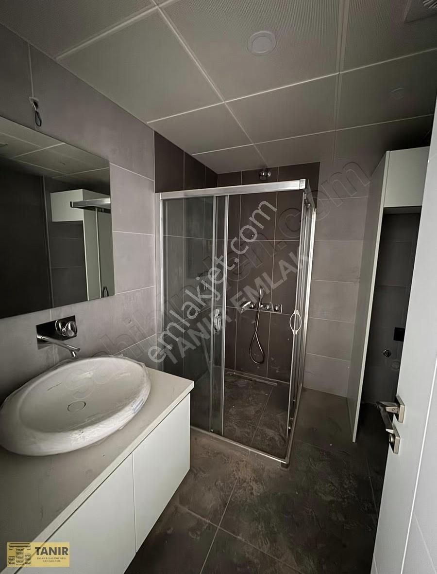 Kuşadası Royal Panorama Köşe Konumlu Deniz Manzaralı 3+1 Daire - Görsel 8