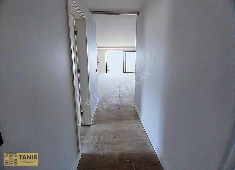 Kuşadası Royal Panorama Köşe Konumlu Deniz Manzaralı 3+1 Daire - Görsel 22