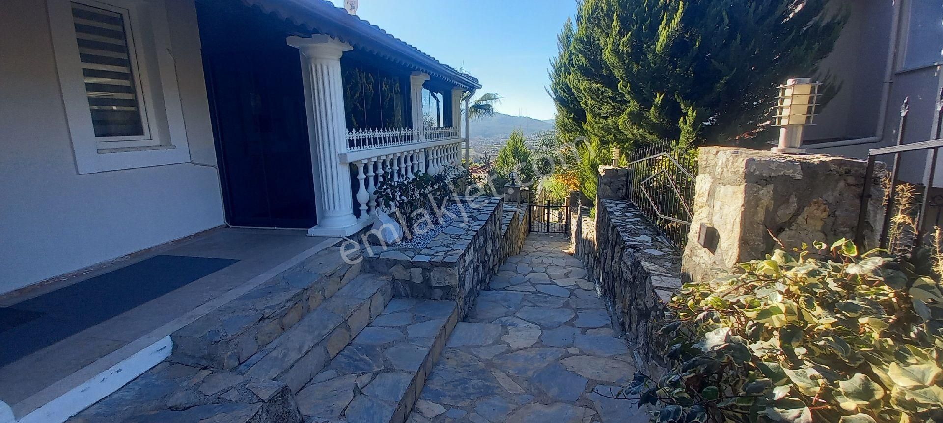 Yabancıdan Satılık Büyük, Bakımlı, Özel Havuzlu Müstakil Villa - Görsel 4
