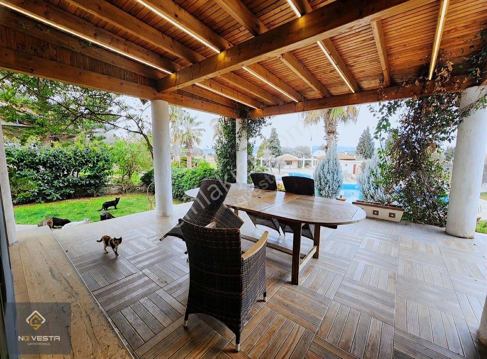 Kalabak'ta Orman İçinde Güvenlikli Havuzlu Sıtede Müstakil Villa - Görsel 15