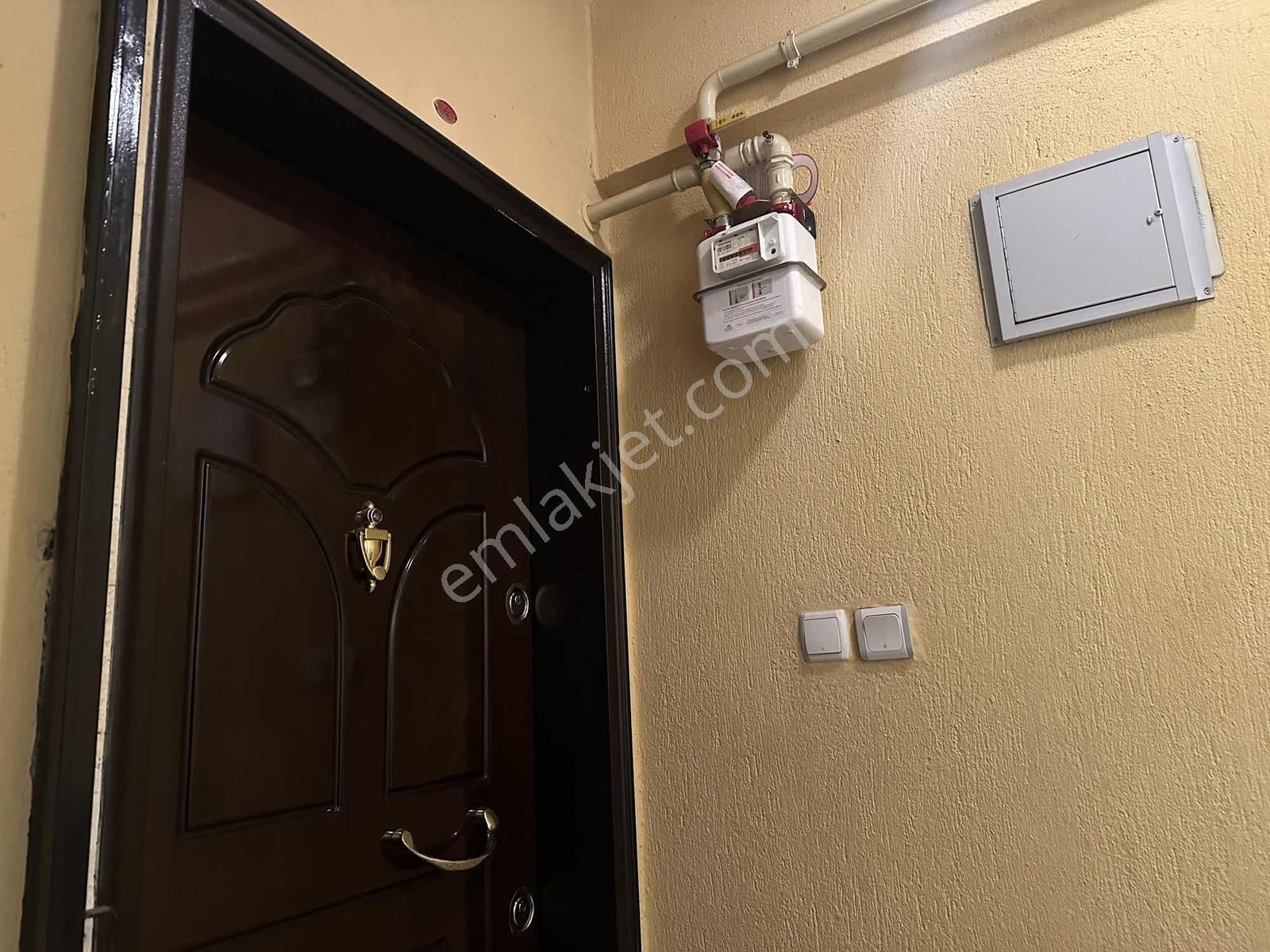 Demetten 3+1 Doğalgazlı Çift Balkonlu Önü Açık Kiralık Daire. - Görsel 2