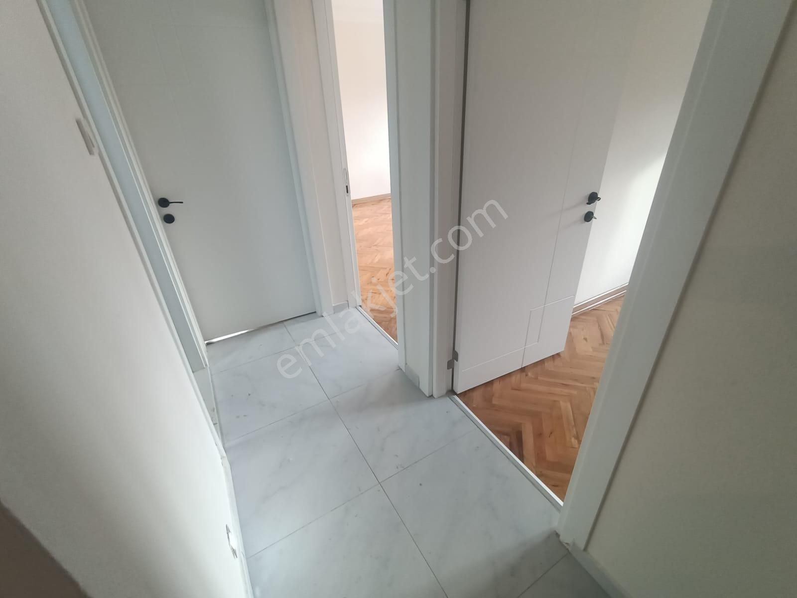 Latife Hanım Köşkü Cepheli Geniş 3+1 Masrafsız Köşe Daire - Görsel 22