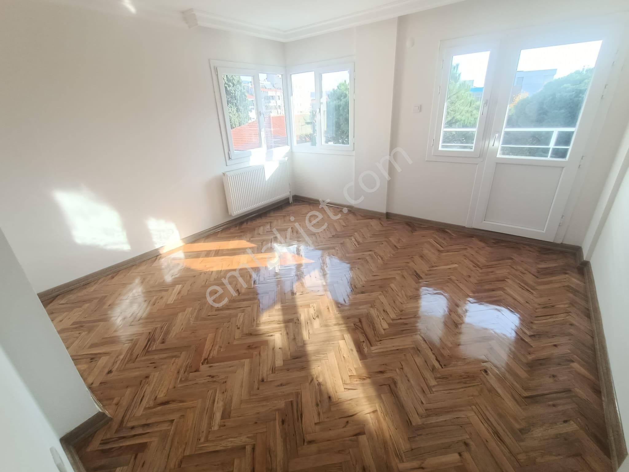 Latife Hanım Köşkü Cepheli Geniş 3+1 Masrafsız Köşe Daire - Görsel 32