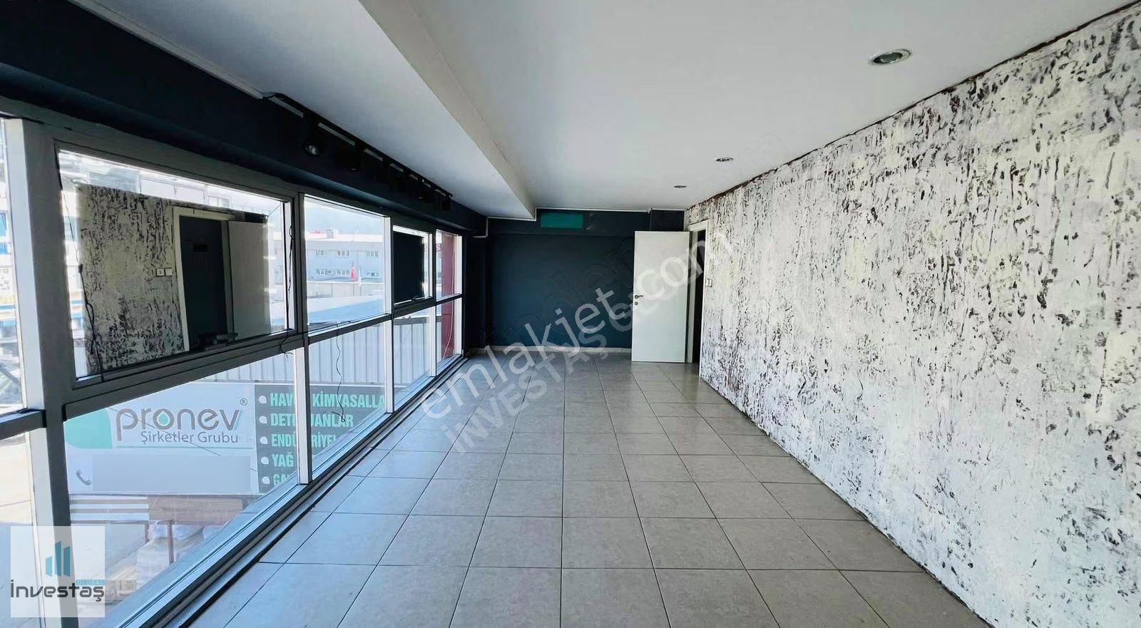 Nilüfer Ticaret Merkezi Baykal Plaza 800m2 Kiralık Dükkan - Görsel 3