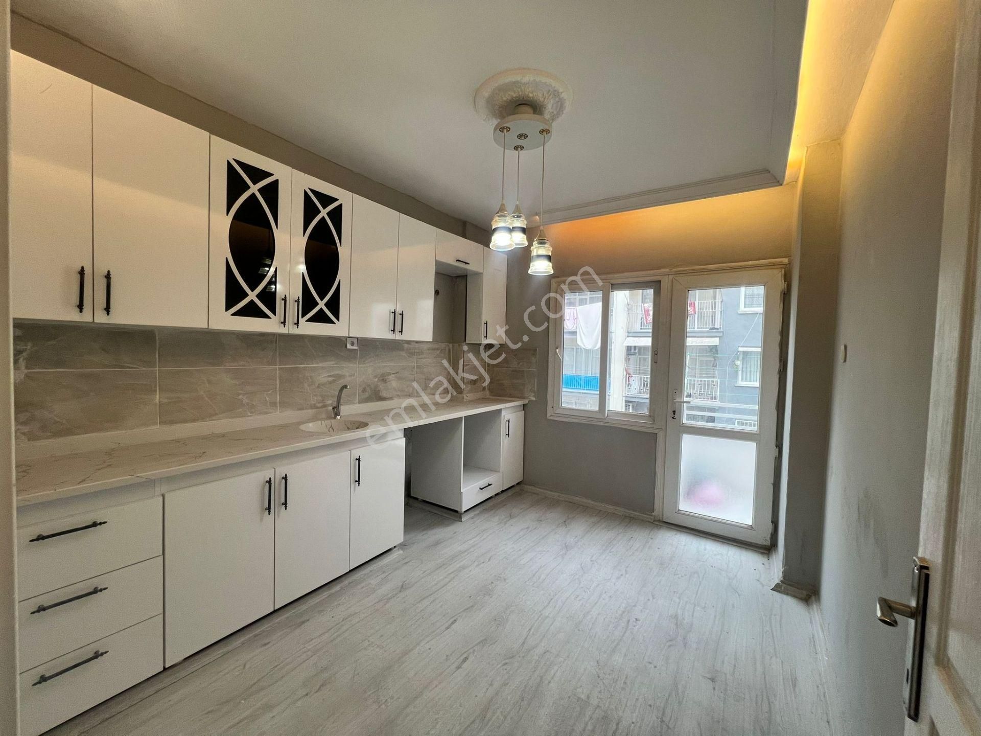 Karınca'dan Nusratiye'de İçi Full Yapılı Bağımsız Mutfaklı 3+1 Kiralık - Görsel 2