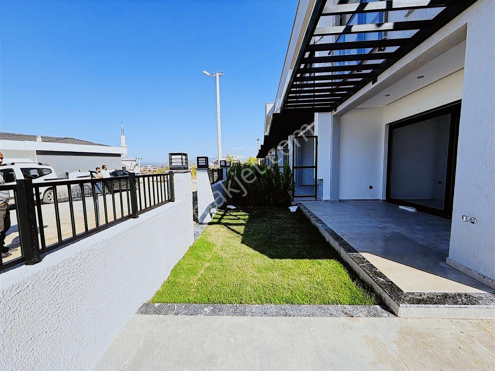 Ev-kur Emlaktan Kuşadası Güzelçamlı'da Havuzlu 3+1 Villa - Görsel 9