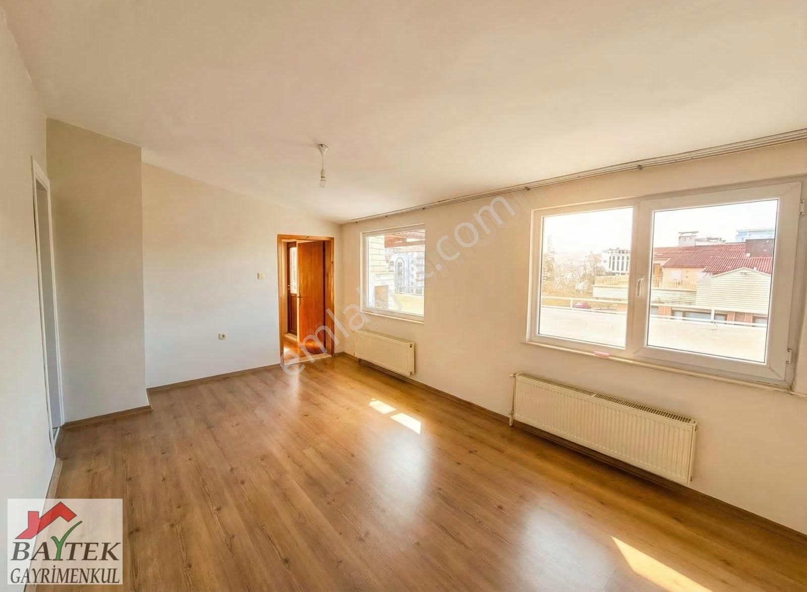 Öveçlerde Emsalsiz Büyüklükte Otoparklı Teraslı 5+1 Dubleks Ofis - Görsel 27