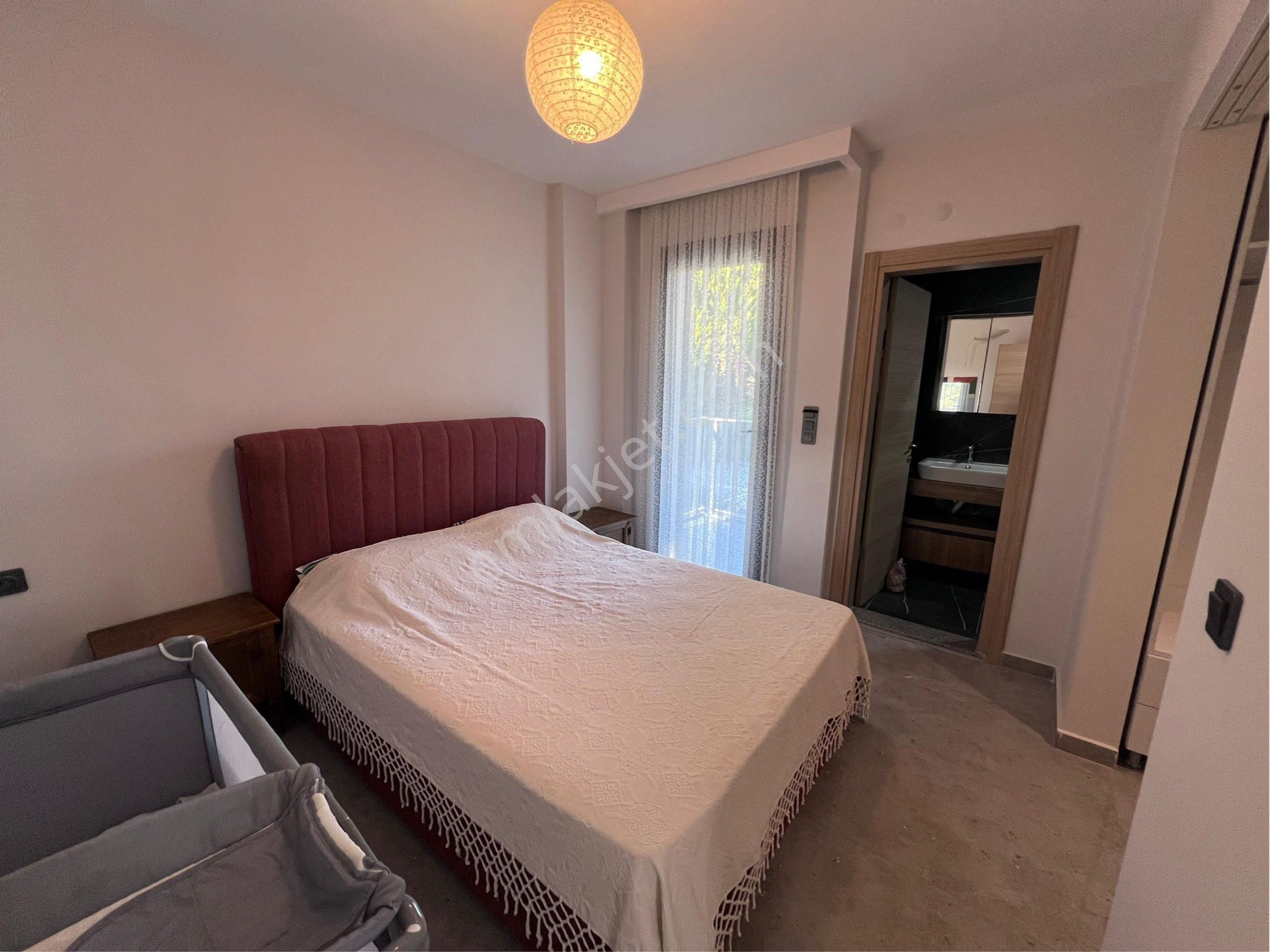 Değirmendere'de Özel Havuzlu, Bahçeli 4+1 Müstakil Villa - Görsel 16