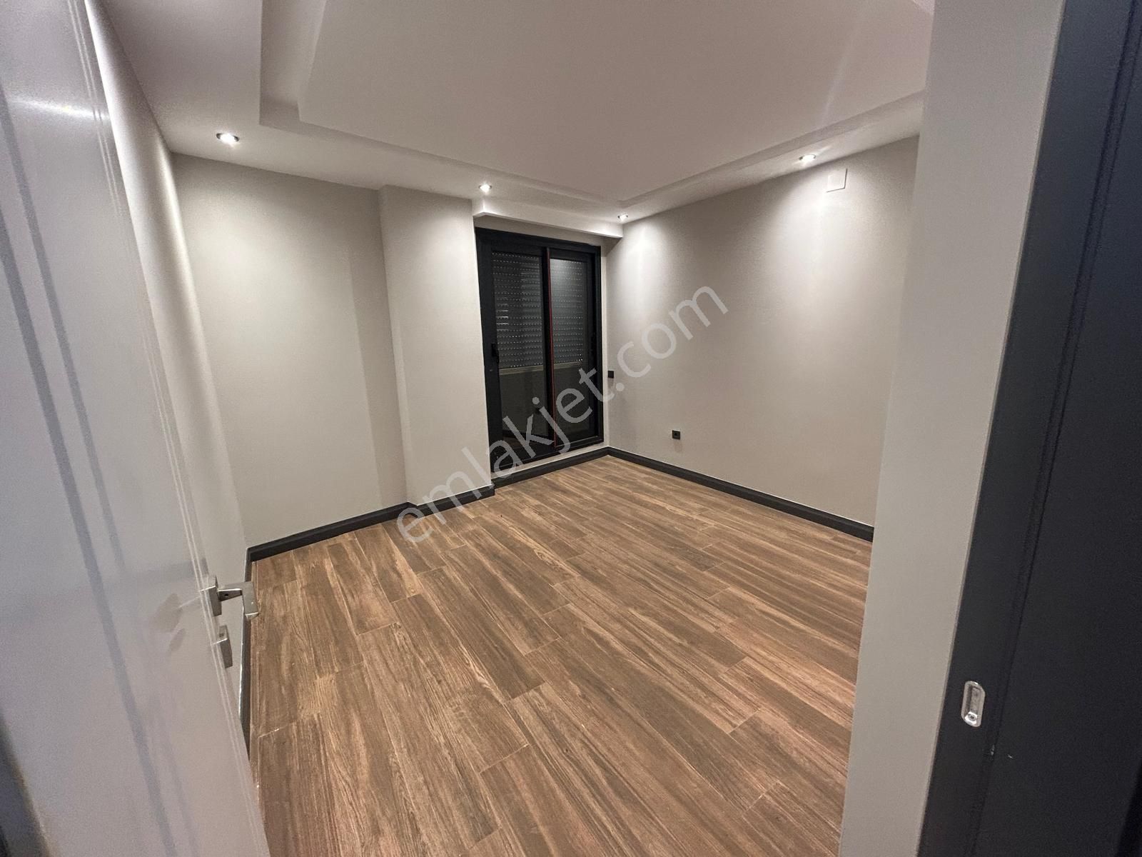 Uytundan İzmir Urla Çeşmealtnda Denize 50 Mt Teraslı 3+1 Dubleks - Görsel 17