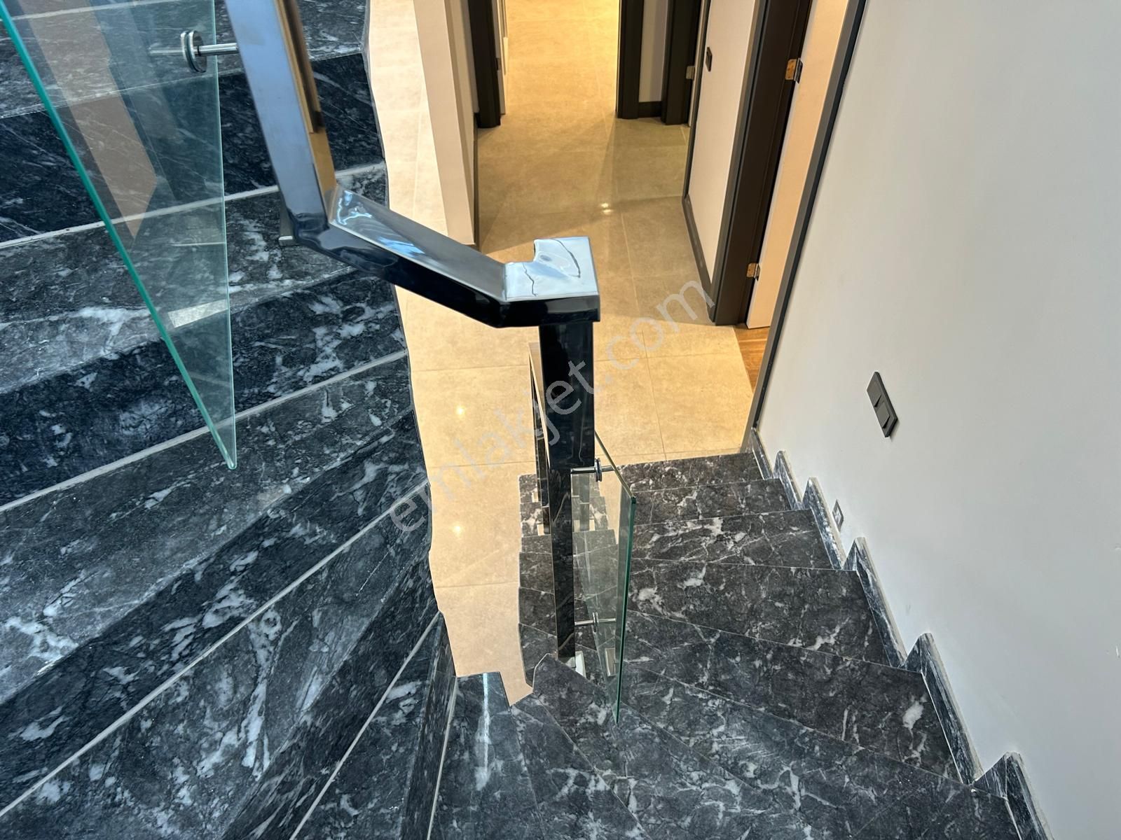 Uytundan İzmir Urla Çeşmealtnda Denize 50 Mt Teraslı 3+1 Dubleks - Görsel 28